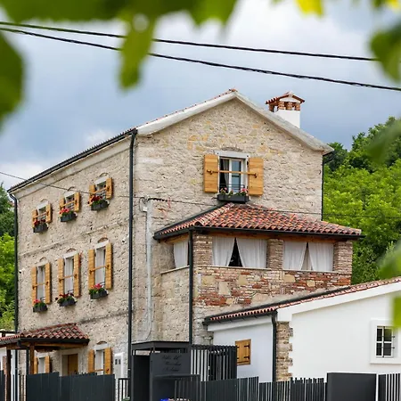 빌라 Blazeni Miroslav Bulesic In Istria For 8 People With Private Heated Pool And Sauna