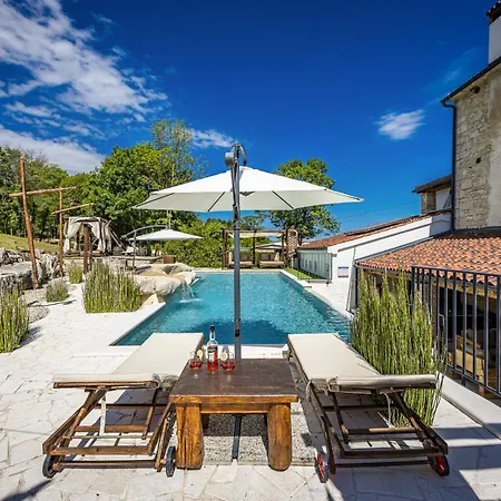 Vila Blazeni Miroslav Bulesic In Istria For 8 People With Private Heated Pool And Sauna